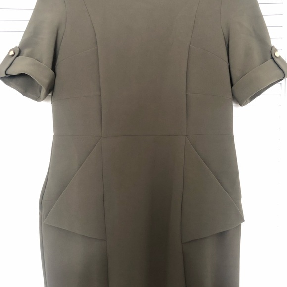 Dress - Picture 4 of 6